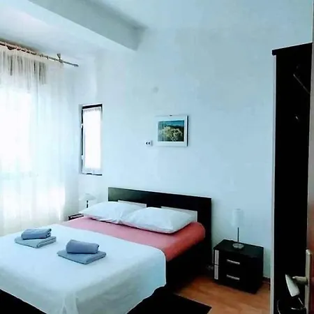 Apartment In 7367
